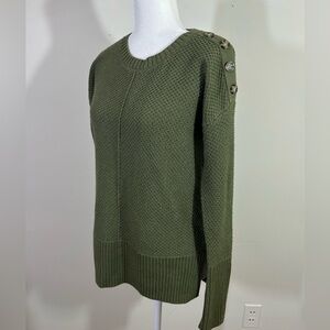 Rachel Zoe sz XSm sweater crew neck olive green  Runs larger than x sm